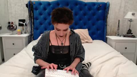 Via online show from April 4, 2:36 pm