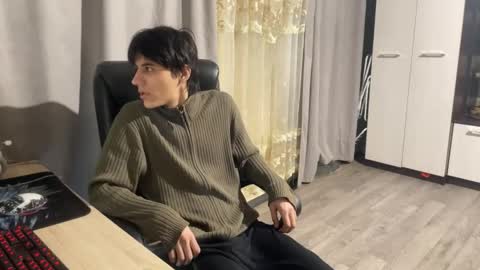 Snapshot of vialeras chatting on December 18, 1:33 am vialeras online show from December 18, 1:33 am