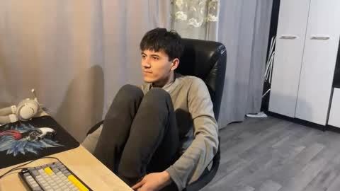 Snapshot of vialeras chatting on January 7, 12:40 pm vialeras online show from January 7, 12:40 pm