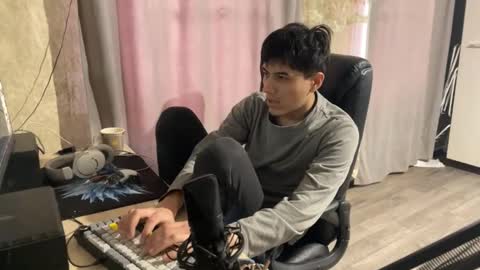 Snapshot of vialeras chatting on January 9, 7:55 am vialeras online show from January 9, 7:55 am