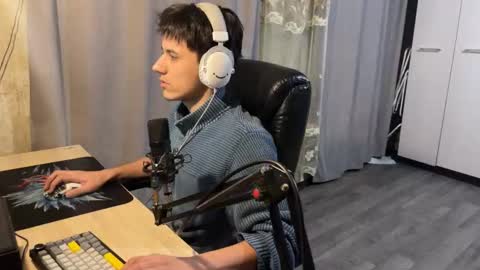 Snapshot of vialeras chatting on January 9, 7:59 pm vialeras online show from January 9, 7:59 pm