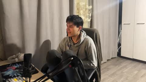 Snapshot of vialeras chatting on January 18, 2:26 am vialeras online show from January 18, 2:26 am