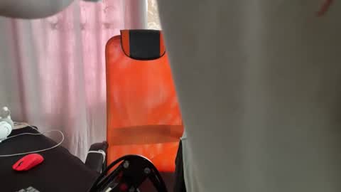 Snapshot of vialeras chatting on February 3, 8:08 am vialeras online show from February 3, 8:08 am