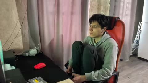 Snapshot of vialeras chatting on February 5, 8:52 am vialeras online show from February 5, 8:52 am