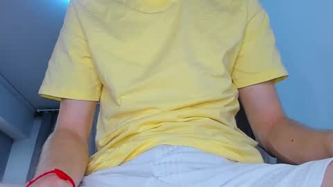 Snapshot of vibemygirl chatting on October 16, 12:28 pm vibemygirl online show from October 16, 12:28 pm