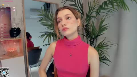 Snapshot of vibes_of_joy chatting on February 14, 7:59 am Mikky online show from February 14, 7:59 am