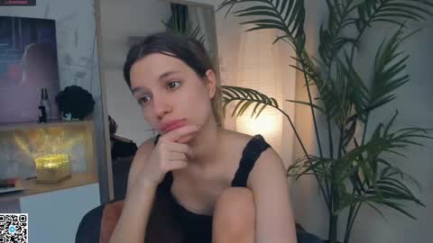 Snapshot of vibes_of_joy chatting on February 20, 1:30 pm Mikky online show from February 20, 1:30 pm