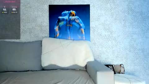 Snapshot of viby_babies chatting on February 9, 10:20 am viby_babies online show from February 9, 10:20 am