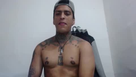 Victor cardenas online show from November 25, 5:24 pm