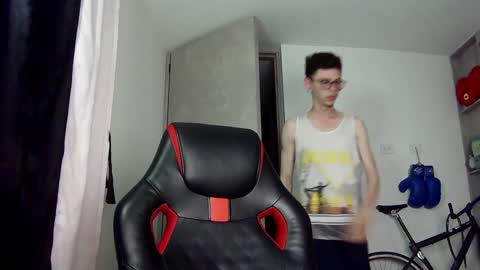 Vicent Brais online show from December 6, 8:05 am