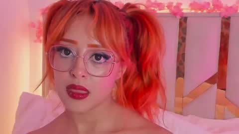 Snapshot of vicioushorse33 chatting on October 8, 1:47 am Sophie and Stan online show from October 8, 1:47 am