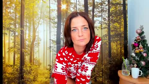ViciousQueenu can call me Laura online show from December 15, 6:56 pm