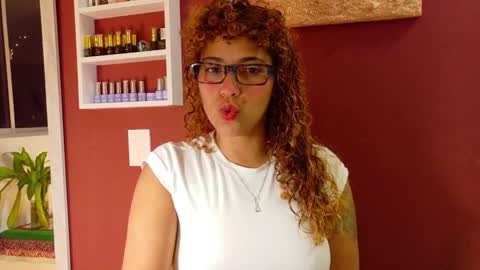 Vicky  online show from November 25, 3:06 am