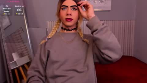  Vicky  online show from March 14, 2:55 pm