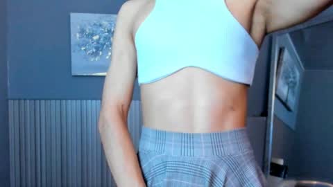  Vicky  online show from April 14, 1:50 pm