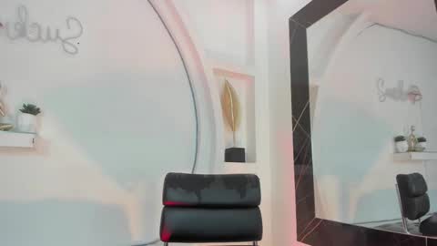 Snapshot of vicky_hottman chatting on December 2, 4:40 am vicky_hottman online show from December 2, 4:40 am