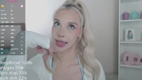 vickyfuckingdoll online show from October 23, 11:03 pm