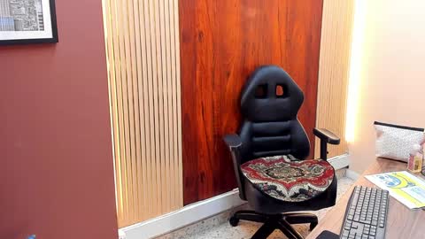 Vicky online show from February 6, 1:49 am