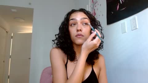 Goddess Victory  online show from November 11, 7:58 pm