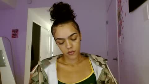 Goddess Victory  online show from November 24, 12:54 am