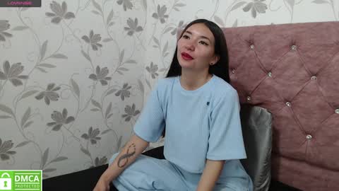 Snapshot of victoria017 chatting on January 16, 6:46 am Victoria online show from January 16, 6:46 am