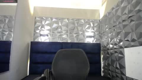 Snapshot of victoria017 chatting on September 22, 2:52 pm Victoria online show from September 22, 2:52 pm