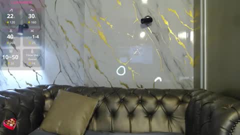 Snapshot of victoria017 chatting on October 20, 3:51 am Victoria online show from October 20, 3:51 am