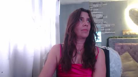 Snapshot of victoria25_meester chatting on December 22, 8:03 pm Hi guys Im victoria Be the one who can control me in PVT online show from December 22, 8:03 pm