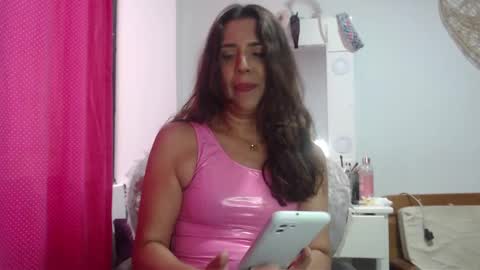 Snapshot of victoria25_meester chatting on January 18, 3:49 pm Hi guys Im victoria Be the one who can control me in PVT online show from January 18, 3:49 pm