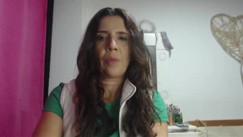 Snapshot of victoria25_meester chatting on January 19, 11:00 pm Hi guys Im victoria Be the one who can control me in PVT online show from January 19, 11:00 pm