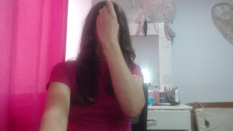 Snapshot of victoria25_meester chatting on January 27, 6:09 pm Hi guys Im victoria Be the one who can control me in PVT online show from January 27, 6:09 pm