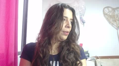 Snapshot of victoria25_meester chatting on February 1, 5:58 pm Hi guys Im victoria Be the one who can control me in PVT online show from February 1, 5:58 pm