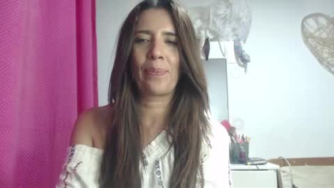 Snapshot of victoria25_meester chatting on February 10, 11:23 pm Hi guys Im victoria Be the one who can control me in PVT online show from February 10, 11:23 pm