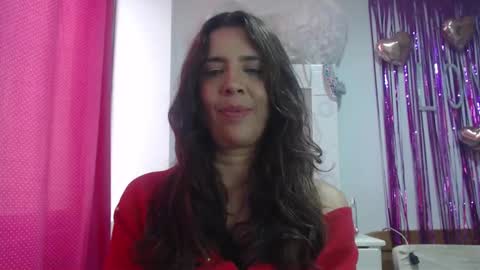 Snapshot of victoria25_meester chatting on February 15, 9:04 pm Hi guys Im victoria Be the one who can control me in PVT online show from February 15, 9:04 pm