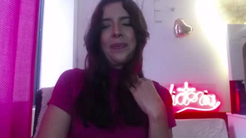 Snapshot of victoria25_meester chatting on March 3, 2:59 pm Hi guys Im victoria Be the one who can control me in PVT online show from March 3, 2:59 pm