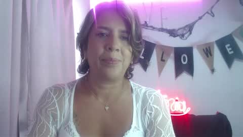 Snapshot of victoria25_meester chatting on October 5, 3:32 pm Hi guys Im victoria Be the one who can control me in PVT online show from October 5, 3:32 pm