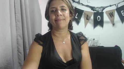 Snapshot of victoria25_meester chatting on October 9, 9:35 pm Hi guys Im victoria Be the one who can control me in PVT online show from October 9, 9:35 pm