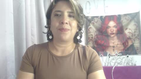 Snapshot of victoria25_meester chatting on November 16, 8:25 pm Hi guys Im victoria Be the one who can control me in PVT online show from November 16, 8:25 pm