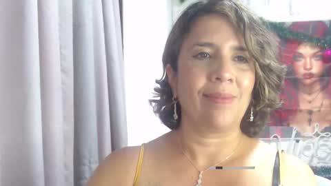 Snapshot of victoria25_meester chatting on December 16, 8:03 pm Hi guys Im victoria Be the one who can control me in PVT online show from December 16, 8:03 pm