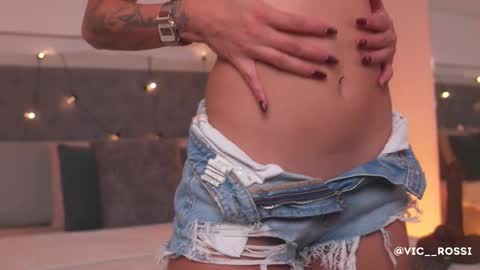 Snapshot of victoria__rossi chatting on September 23, 1:58 pm online show from September 23, 1:58 pm