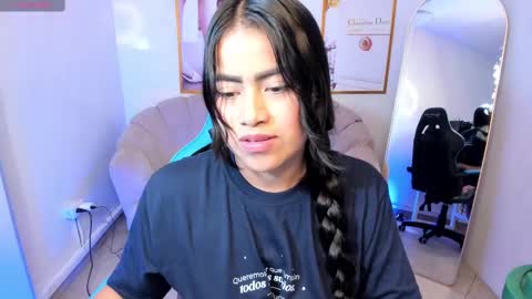 Snapshot of victoria_b_ chatting on September 15, 8:42 pm victoria_b_ online show from September 15, 8:42 pm