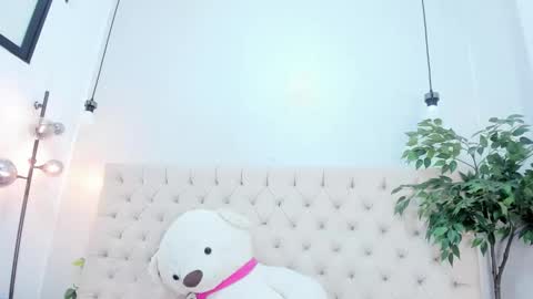 Victoria online show from March 5, 10:17 pm