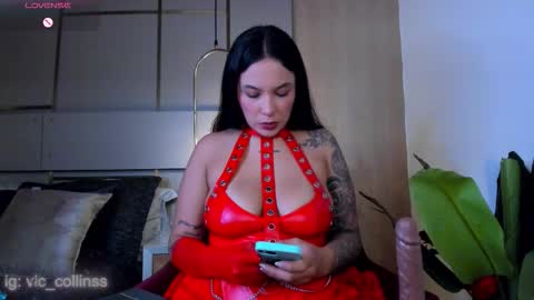 Victoria Collins online show from February 7, 12:42 pm