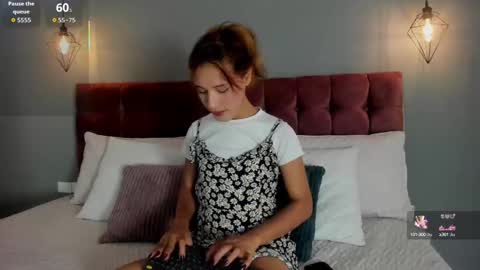 victoria online show from September 14, 1:32 pm