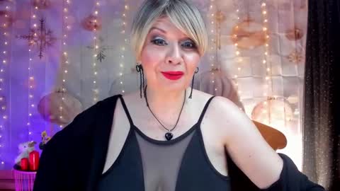 Snapshot of victoria_dior chatting on January 23, 5:10 pm diorvictoria9 online show from January 23, 5:10 pm