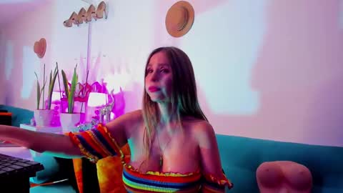 Victoria  online show from February 4, 1:45 am