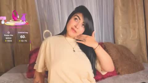 Snapshot of victoria_jonhss chatting on November 13, 10:19 pm Victoria online show from November 13, 10:19 pm