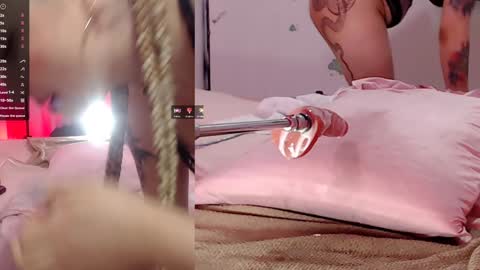 Snapshot of victoria_luxe chatting on February 7, 2:26 pm victoria_luxe online show from February 7, 2:26 pm