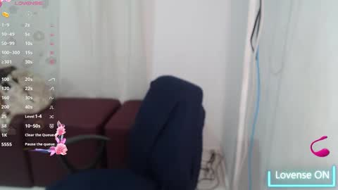 Snapshot of victoria_milf06 chatting on January 24, 10:41 pm victoria online show from January 24, 10:41 pm