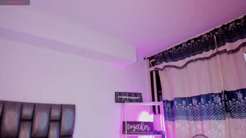Snapshot of victoria_mooree chatting on January 15, 2:27 am Victoria Everyday From 1400 to 2130 Col Time online show from January 15, 2:27 am